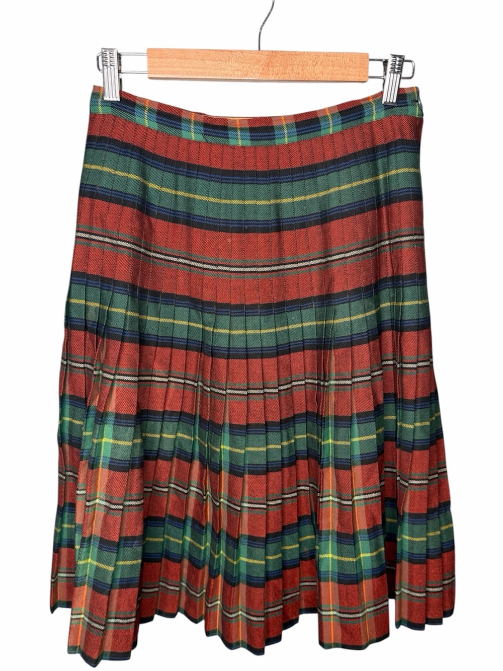 Highland Queen Vintage 1970s Hand Blocked Authentic Tartan Wool Pleated Skirt